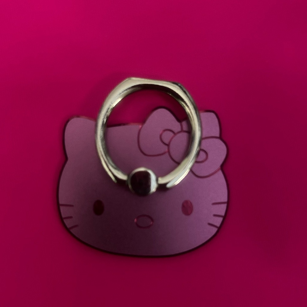 Hello Kitty phone grip